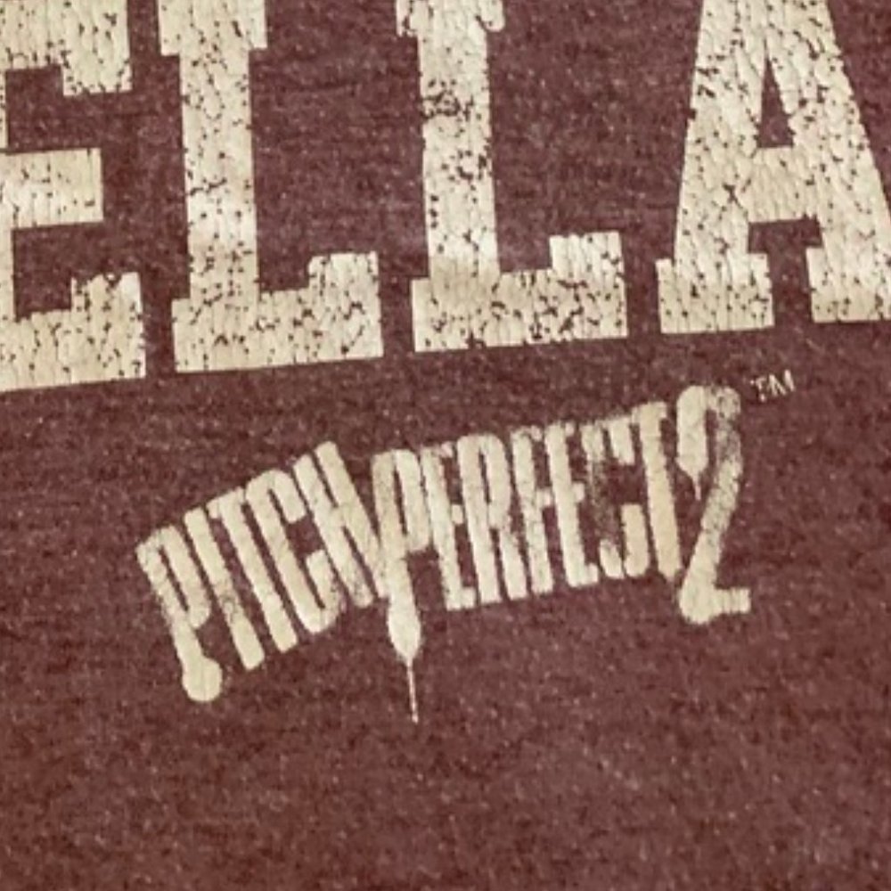 Red Pitch Perfect 2 TALK-APPELLA Graphic Tee Shirt - Picture 3 of 3